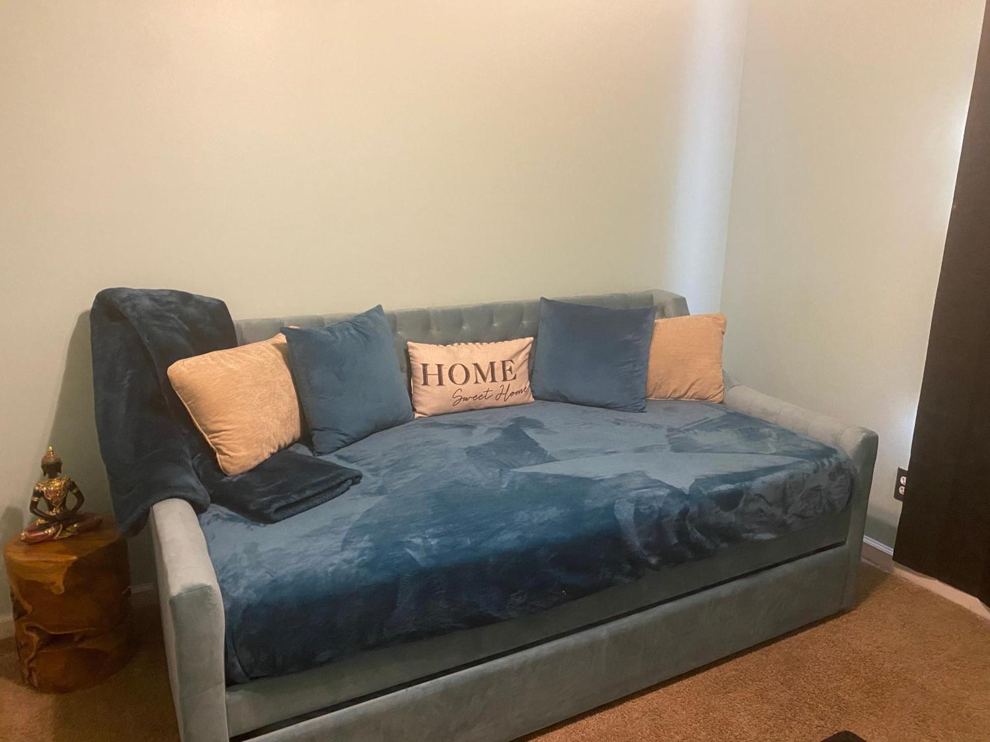 Captivating Home Near Downtown Atl 콘리 외부 사진